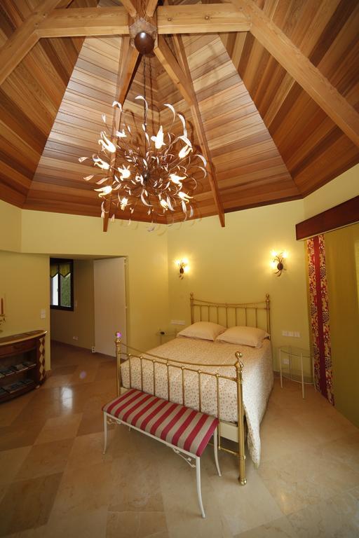 La Coulonniere Bed & Breakfast Wismes Exterior photo