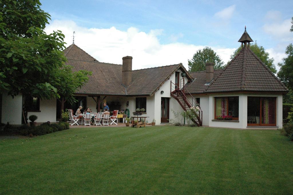 La Coulonniere Bed & Breakfast Wismes Exterior photo